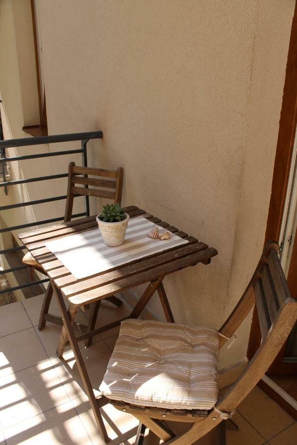 The Prince'S Neighbour Apartment Budapest With Free Garage Eksteriør bilde